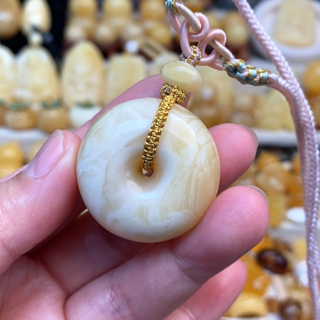 蜜蜡套链未镶嵌天然俄料浓白妖花蜜蜡平安扣吊坠