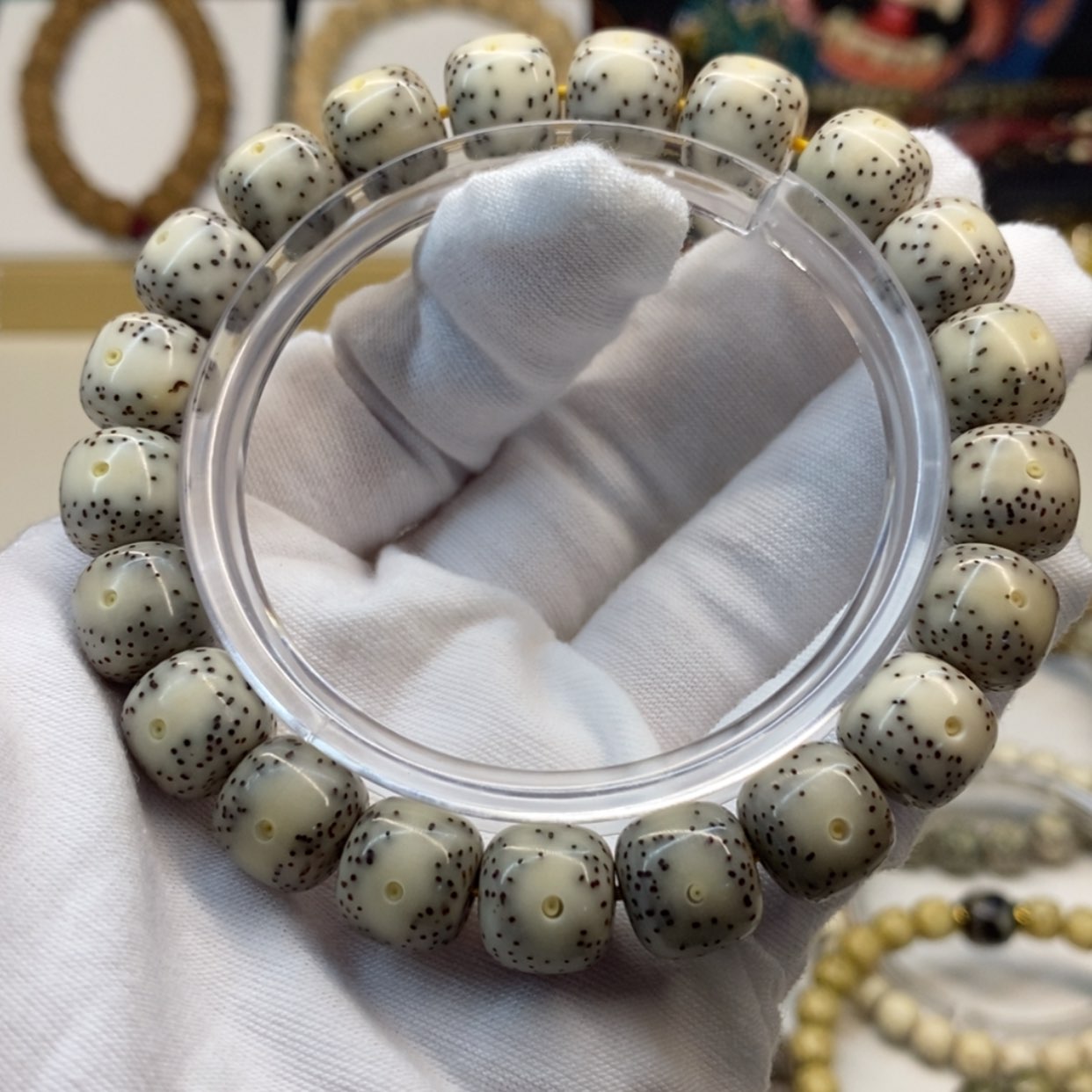 【闪购商品】手串星月菩提大眼睛石玉料