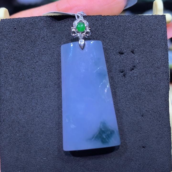 翡翠18K金镶嵌手链翡翠