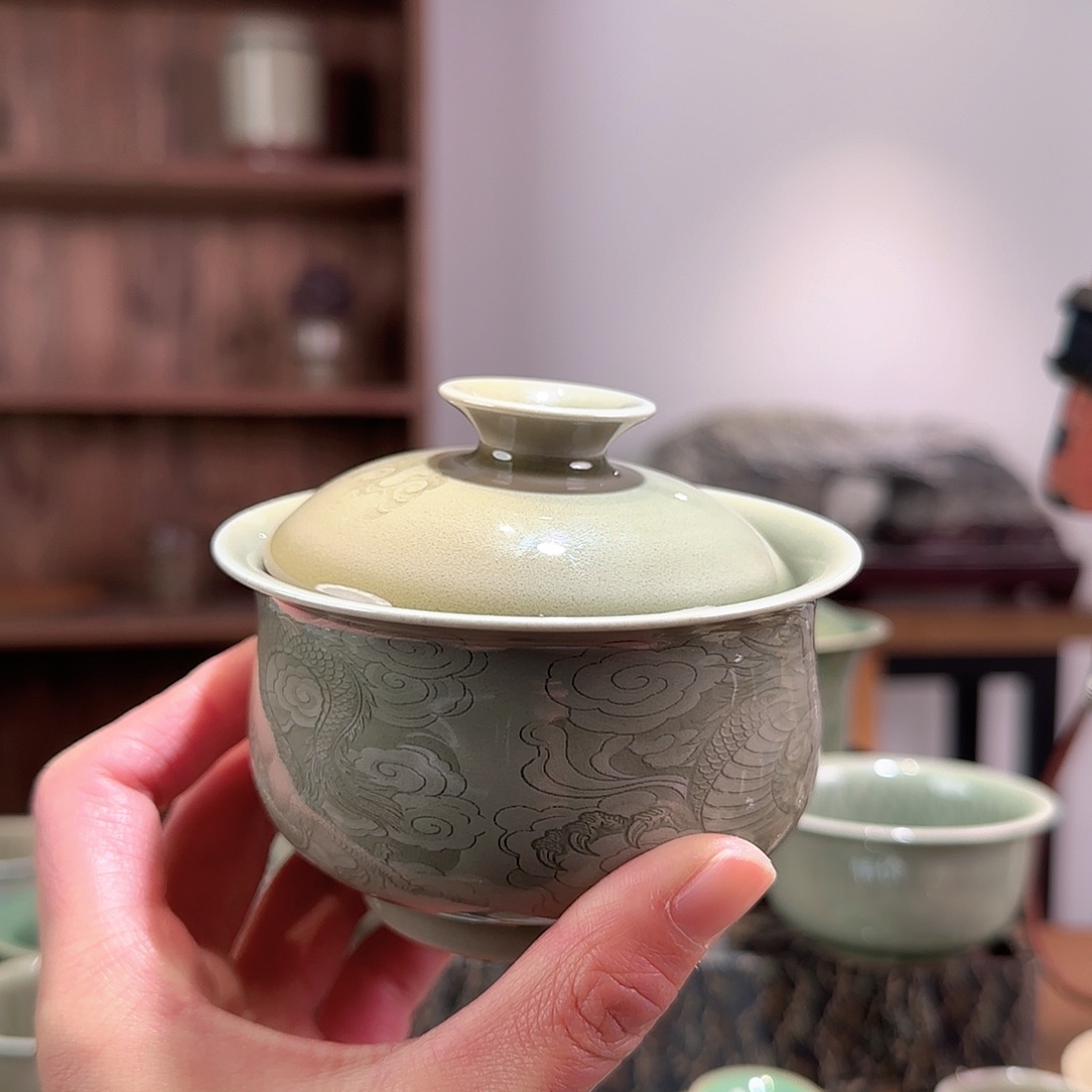 窑变龙纹盖碗两才