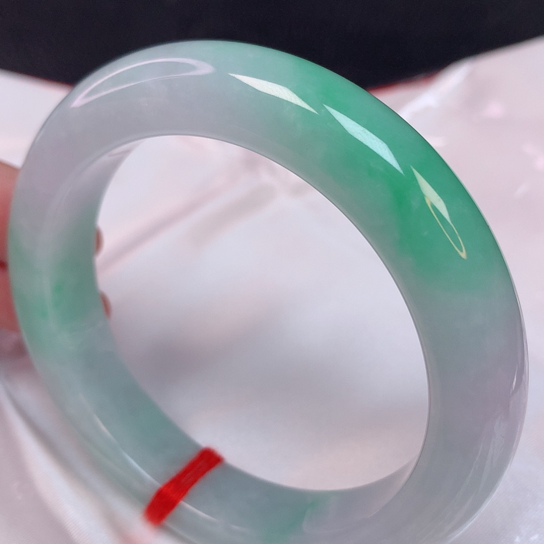 翡翠手镯未镶嵌57 翡翠手镯