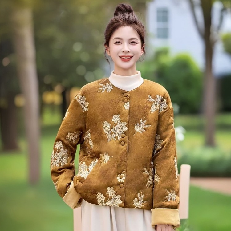 2025新款新中式国风棉衣女冬季时尚复古重工刺绣老钱风夹棉外套