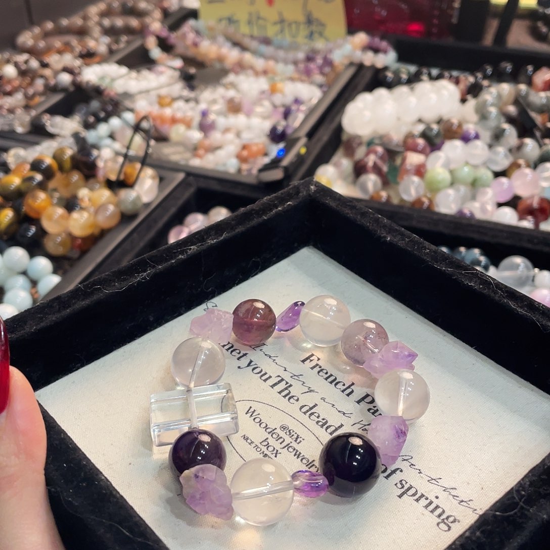 未镶嵌手链水晶白水牌子