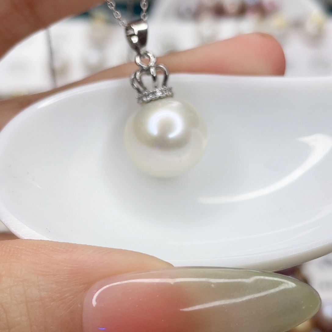 淡水珍珠未镶嵌吊坠(赠链)