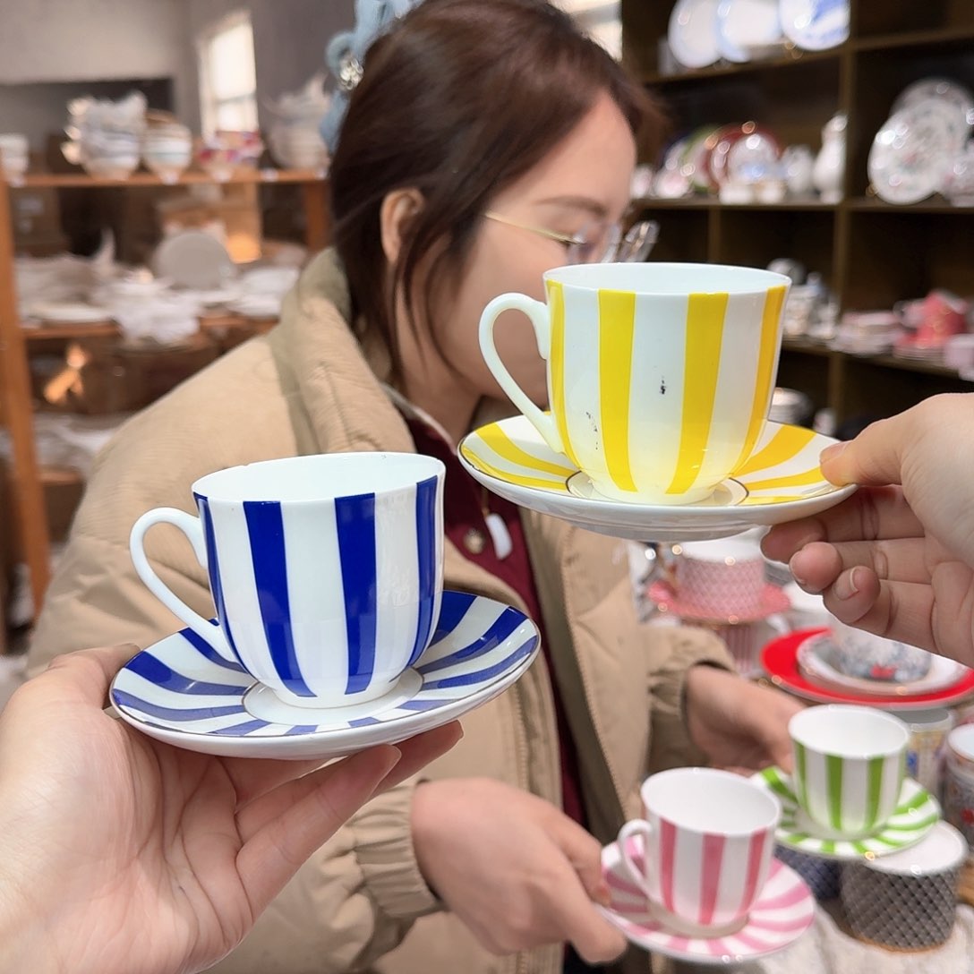 瓷鹅黄骨瓷咖啡杯碟2套（4件）220ml外贸尾单微瑕