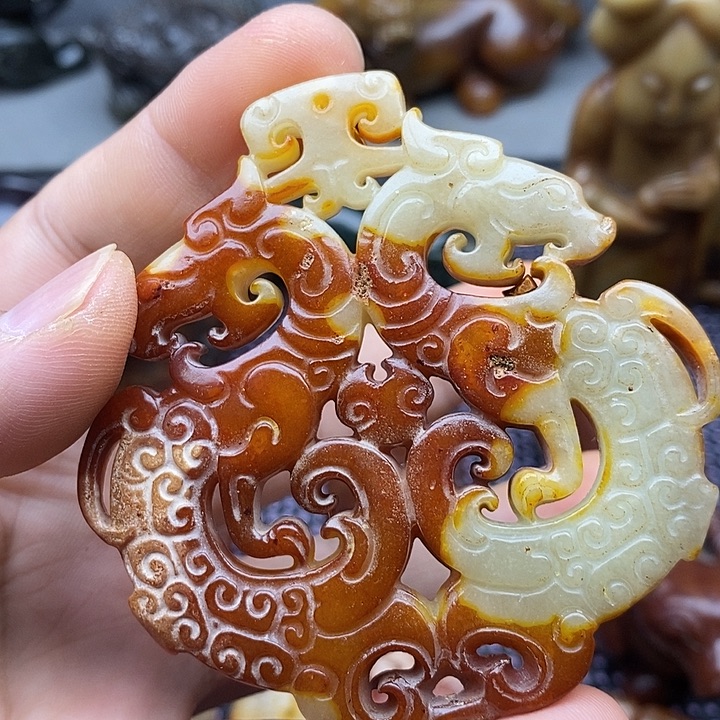 未镶嵌蛇纹石玉颈饰