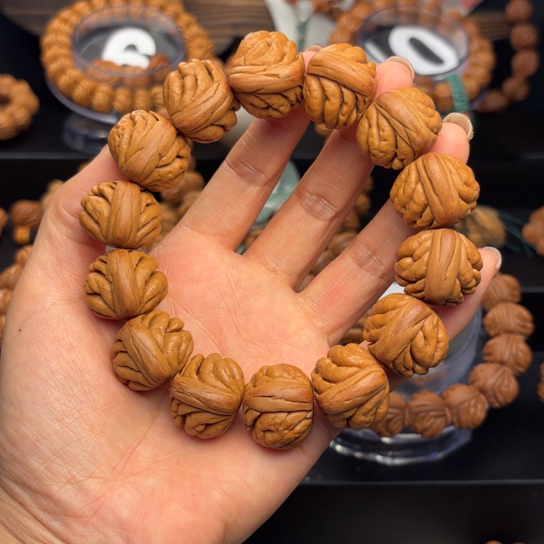 桃核吊坠野生豹子头21尺寸