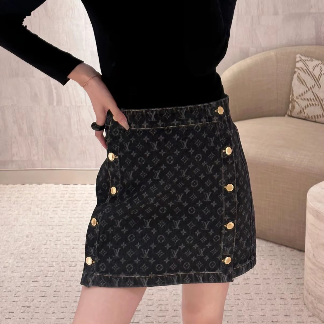未使用 LouisVuitton/路易威登 CZF2338/满印牛仔半裙/尺码34