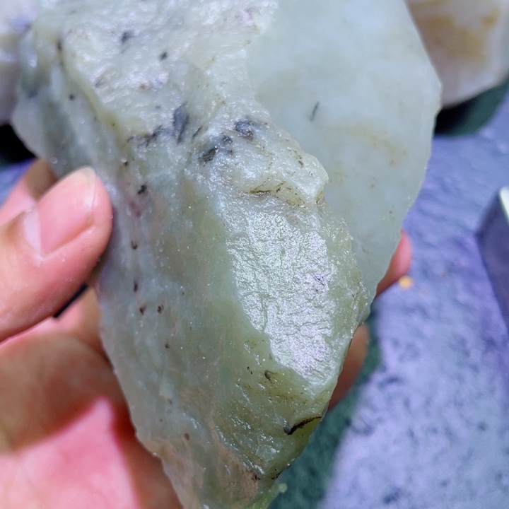 和田玉未镶嵌珠宝半成品