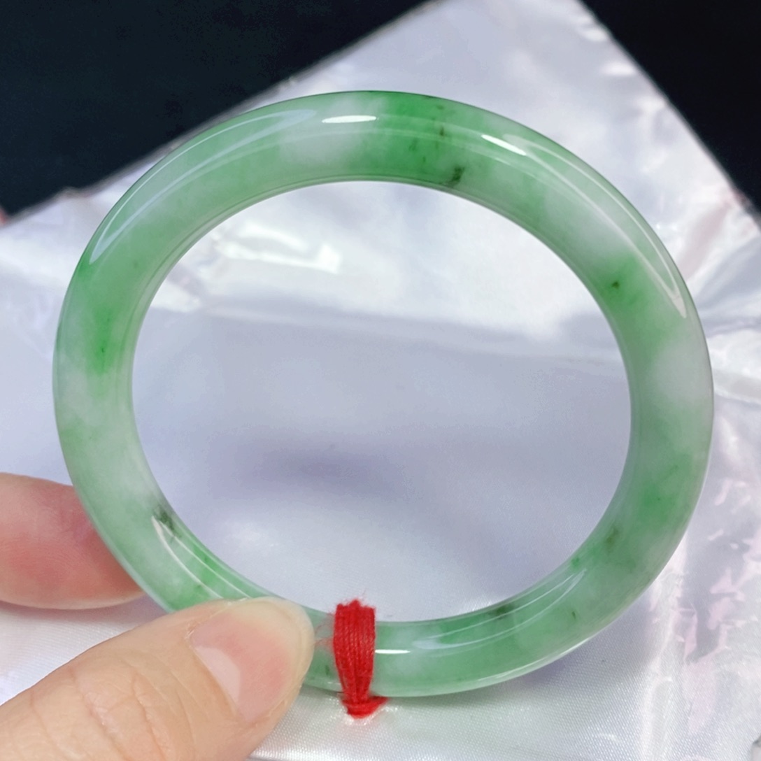 未镶嵌手镯翡翠曼****毒54圆镯