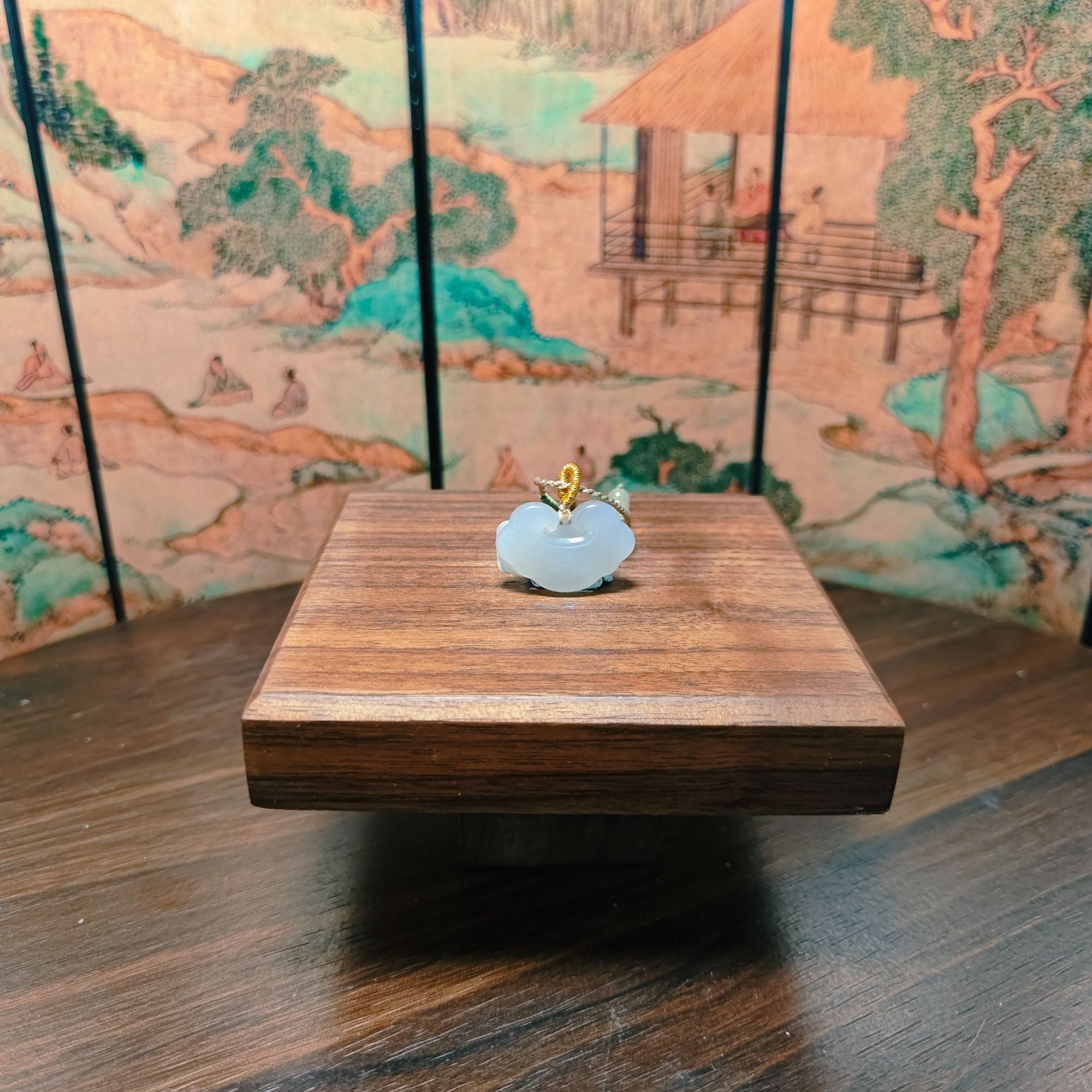 B和田玉平安锁吊坠1095