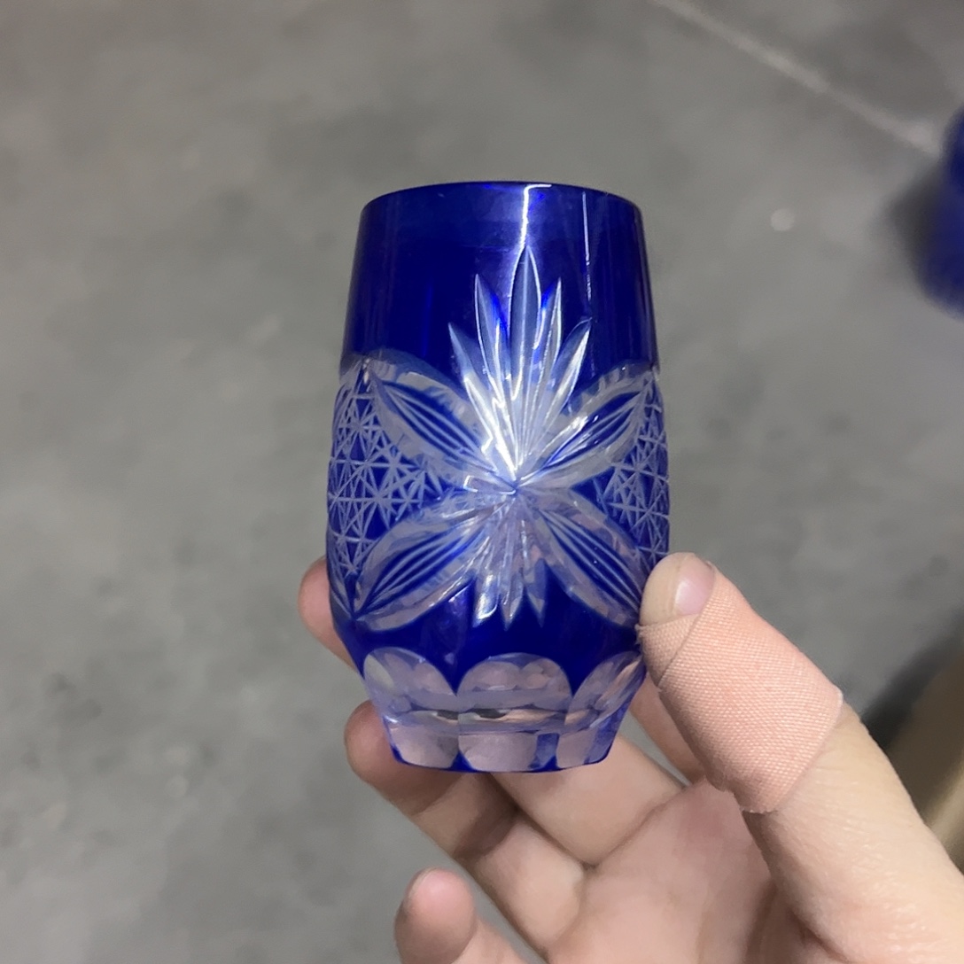 平底款水晶玻璃微瑕一个