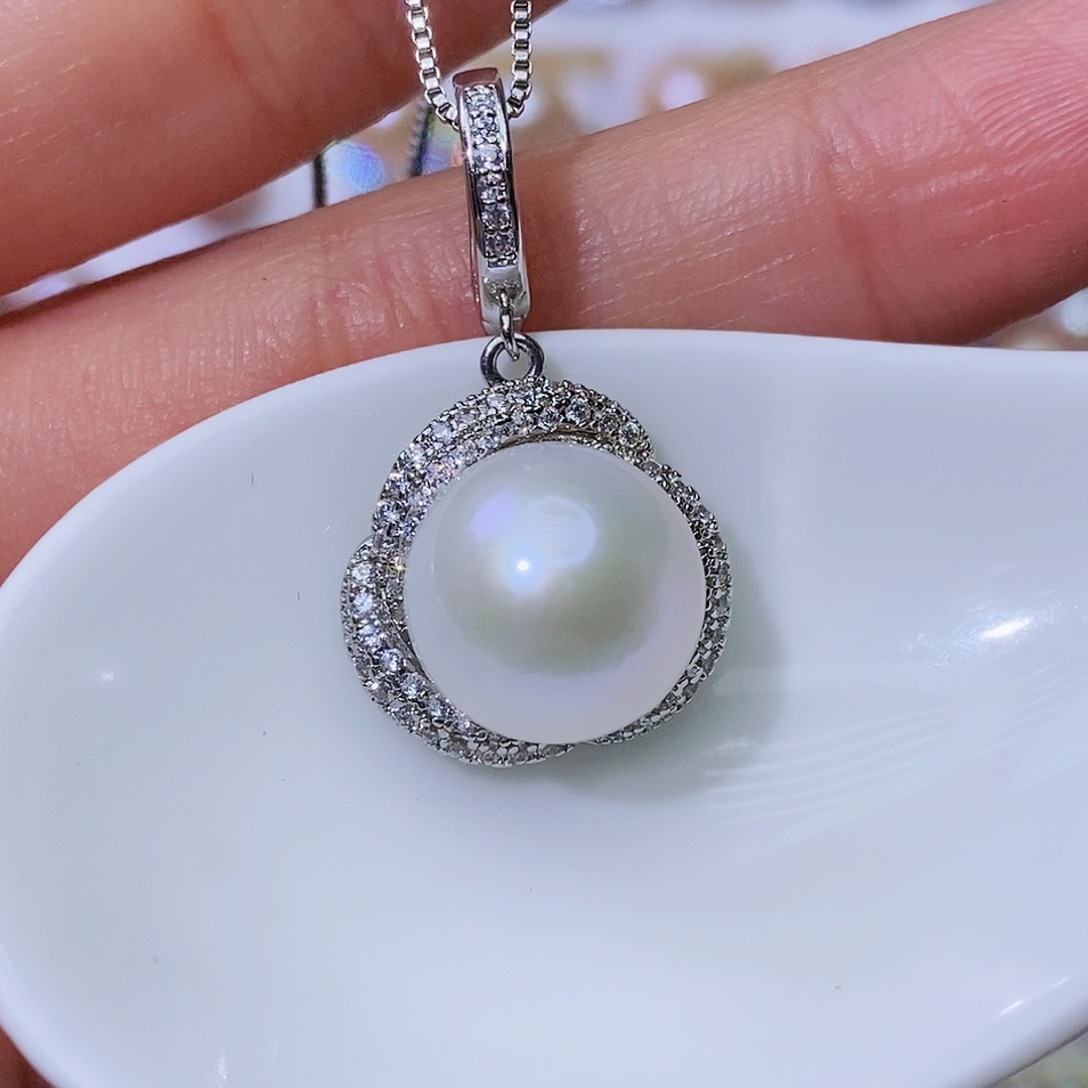 淡水珍珠颈饰合金