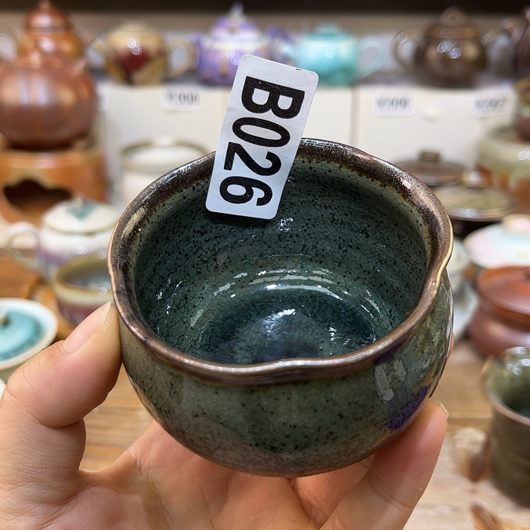 白泥茶杯陶瓷艺术