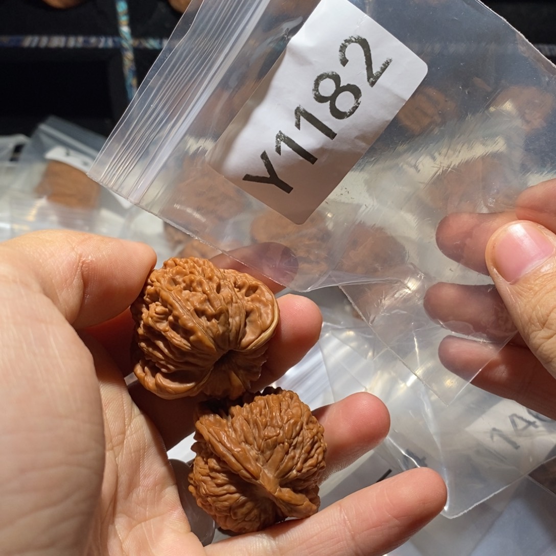 文玩核桃吊坠38.5全品平谷楼