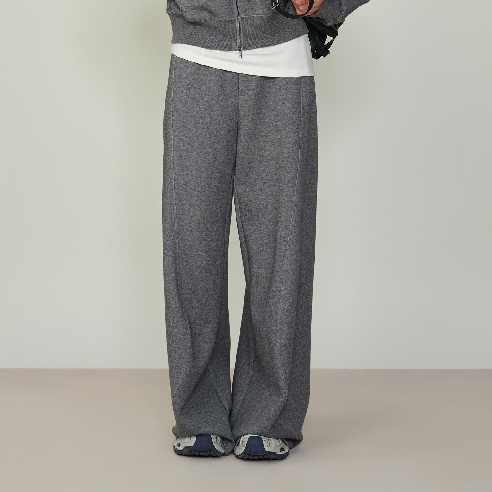 叙函卫裤女 25 冬季新款宽松空气层立体弧线分隔松紧腰裤装