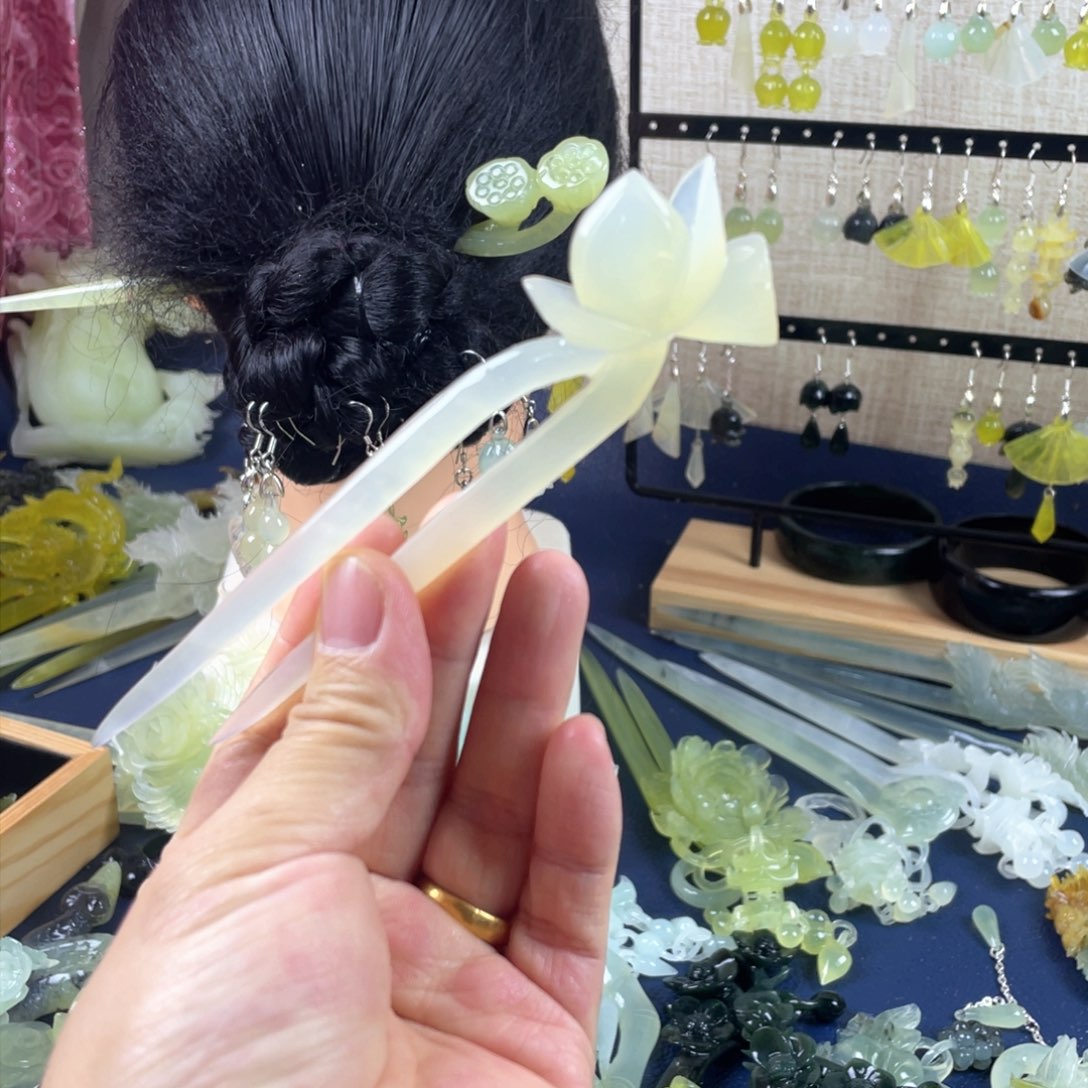 蛇纹石玉发饰未镶嵌