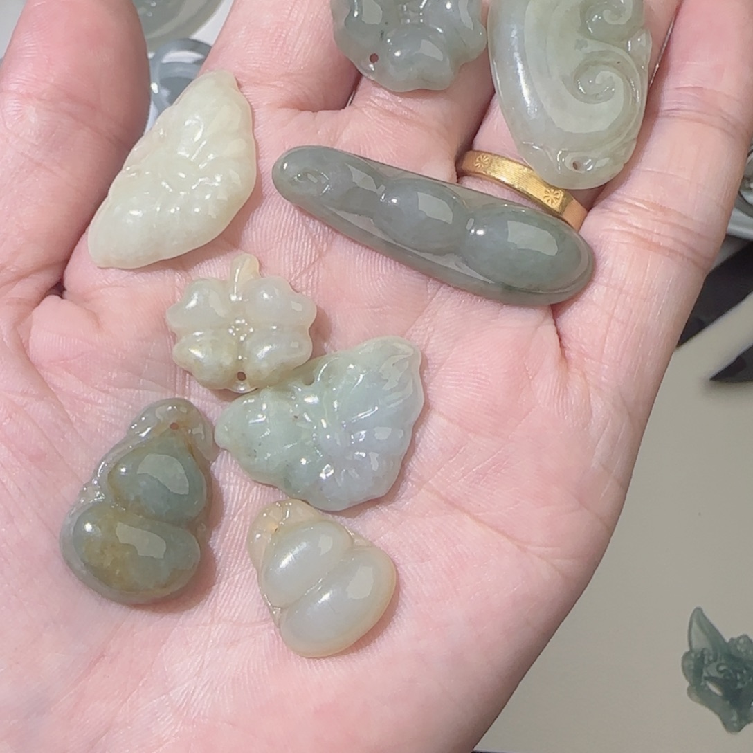 翡翠未镶嵌颈饰翡翠