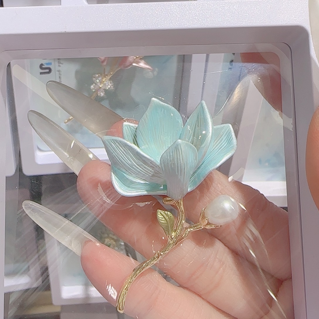 锆石铜合金925银胸针