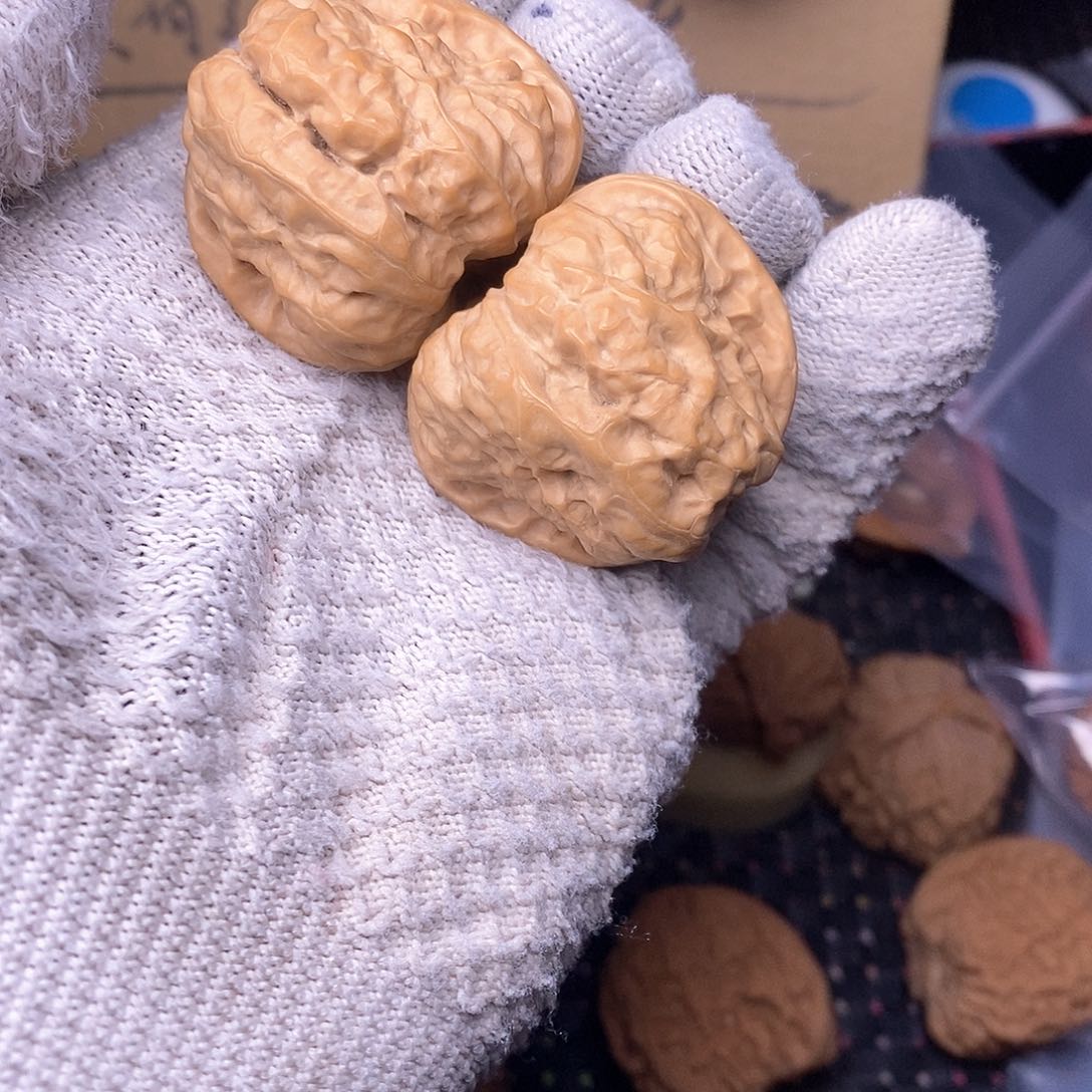 桃核把件新*蛤蟆头核桃