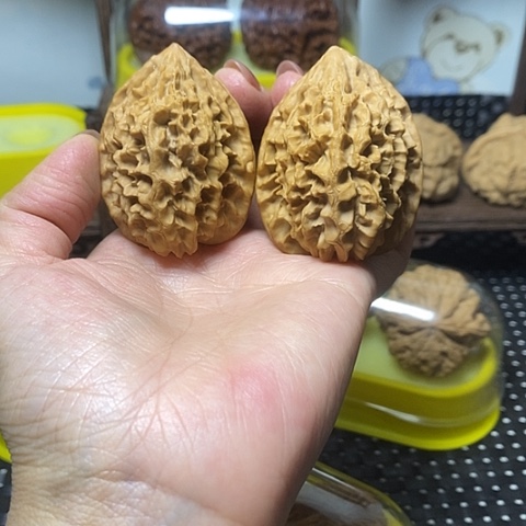 文玩核桃把件39尺招财鼠
