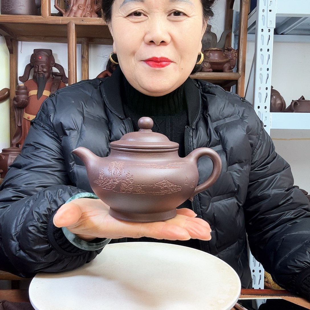 紫砂茶壶紫砂壶泡茶喝起来