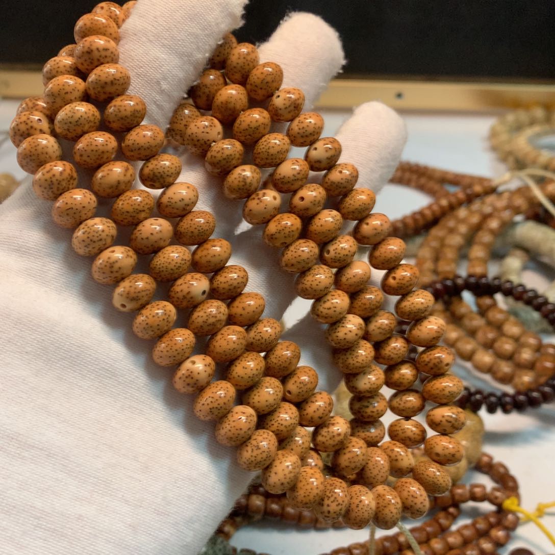 吊坠星月菩提?**?10✖️7星点陈籽