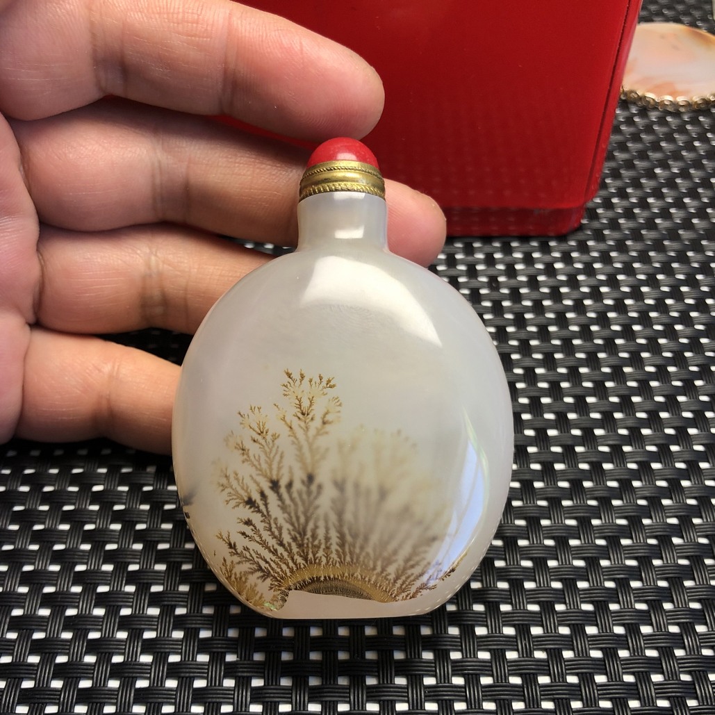 马达加斯加海洋玉髓天然画面鼻烟壶