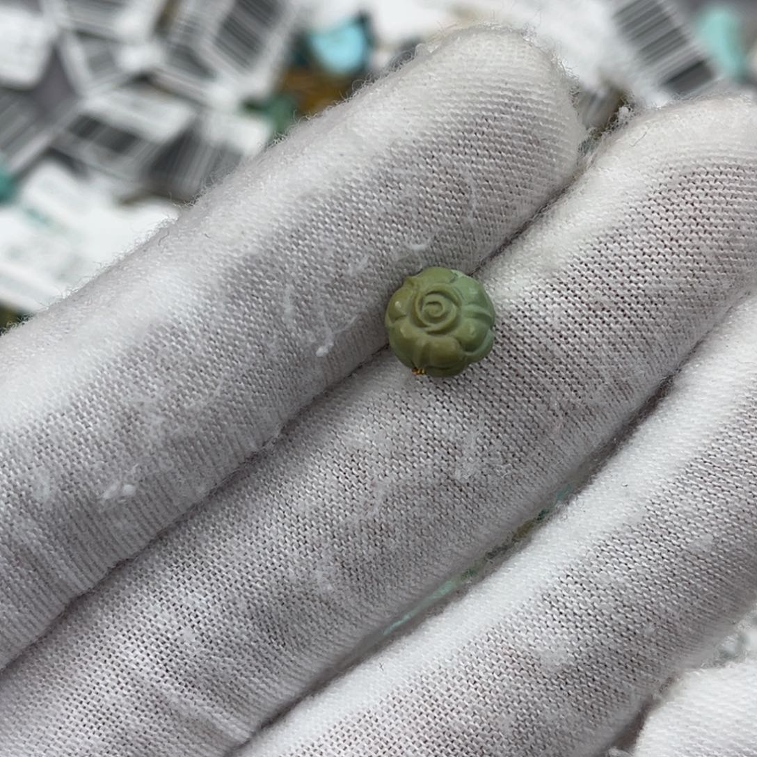 绿松石未镶嵌珠宝奇石编号208