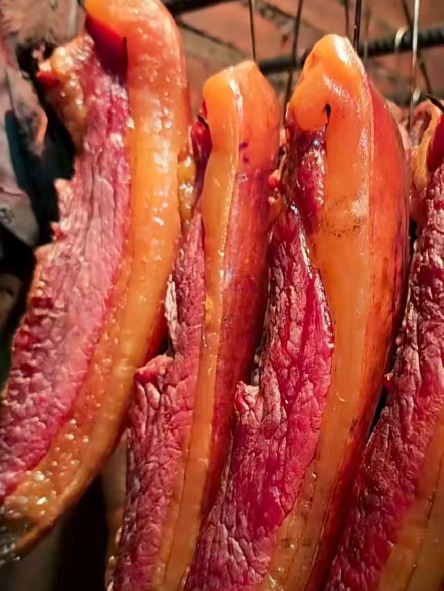 尹定花传统式腊味后腿肉1到10斤黄狗猪头肉