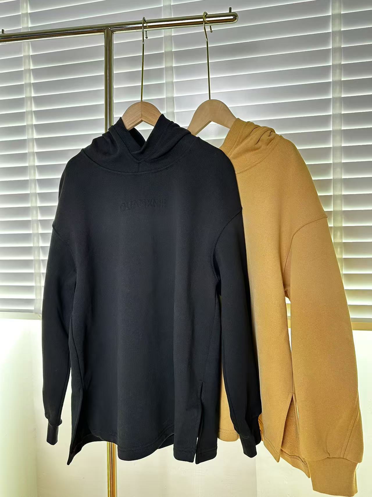 挺括有型重工连帽长袖卫衣