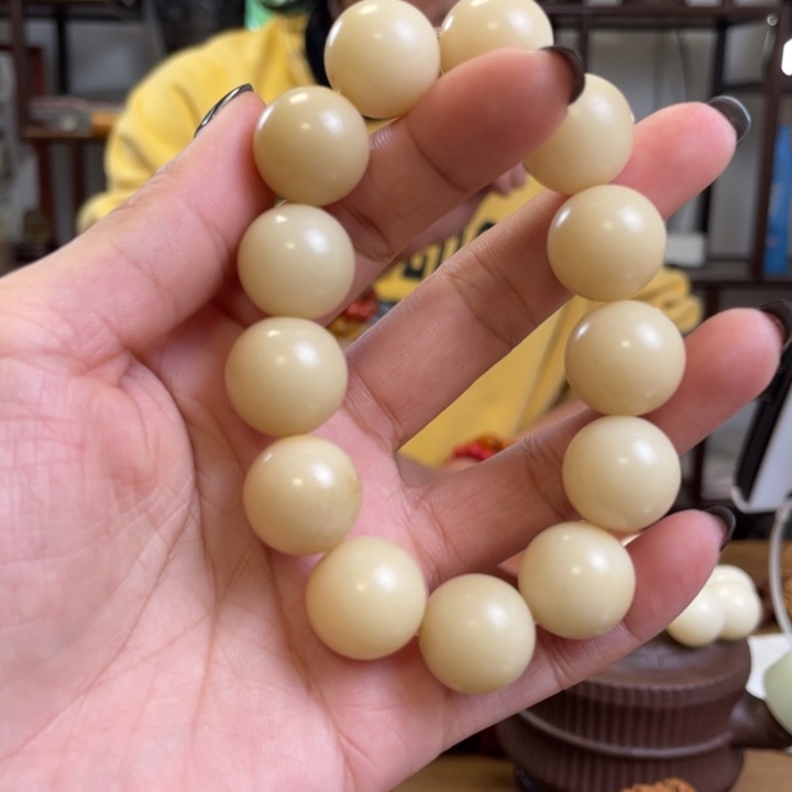 菩提根/象牙果手串周*菩提跟的