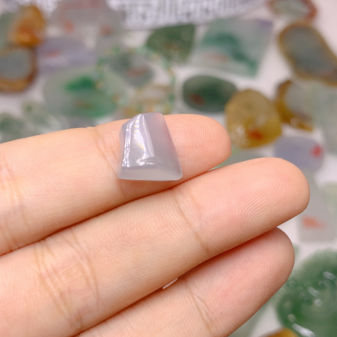 定制翡翠未镶嵌天然翡翠定制