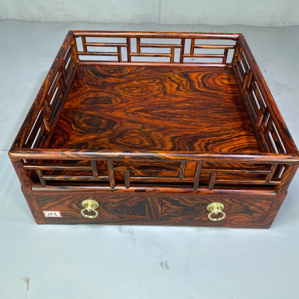 王世襄款都城纹盘 35×35×15，文房必备收纳器具
