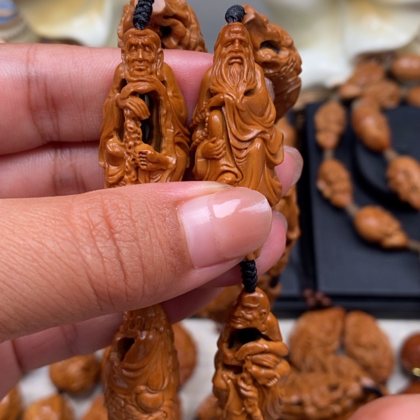 【闪购商品】橄榄核吊坠橄榄手工雕刻工艺