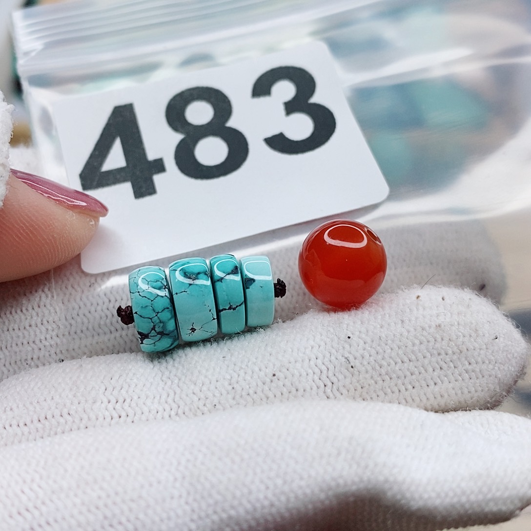 南红玛瑙颈饰未镶嵌