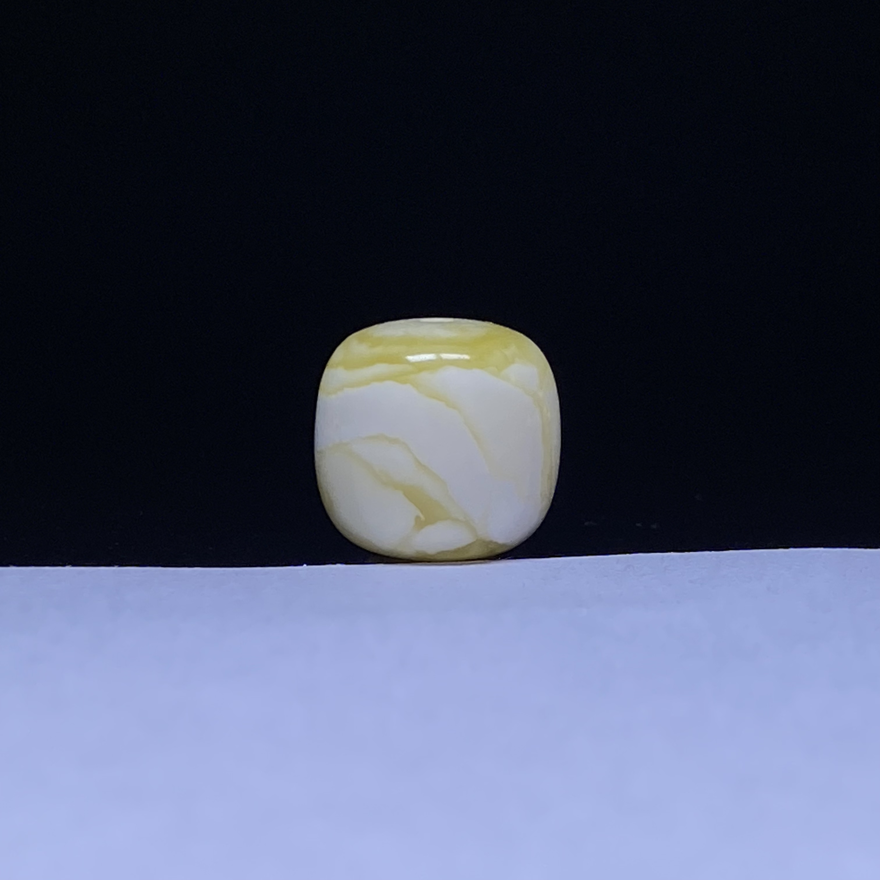 金瓷白妖虎皮纹精品蜜蜡老型单珠11.9mm