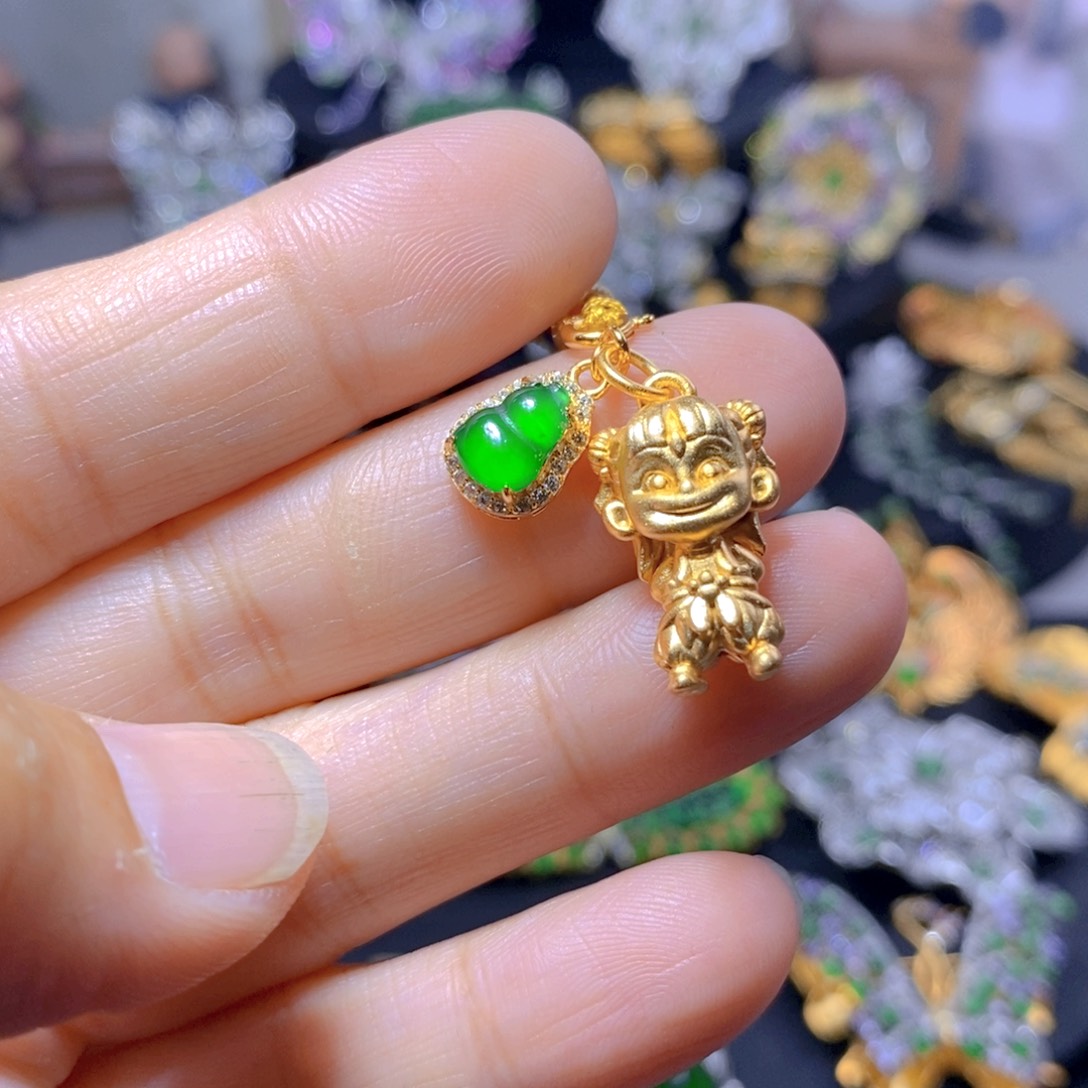 翡翠耳钉银S925镶嵌天然翡翠