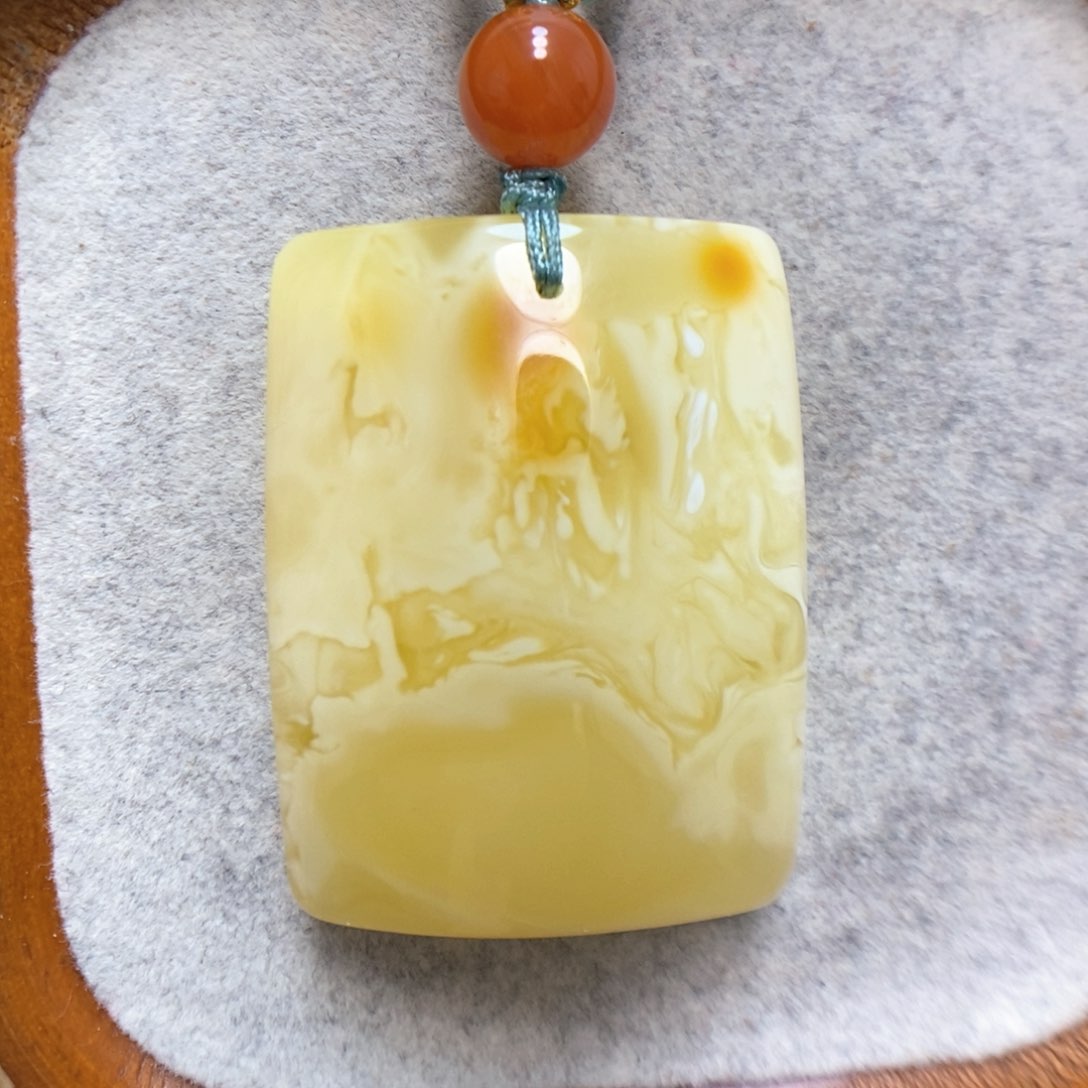 蜜蜡颈饰未镶嵌蜜蜡