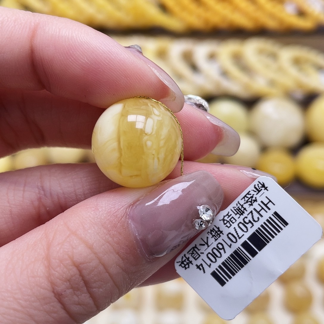 T***d琥珀未镶嵌裸石16.1mm圆珠