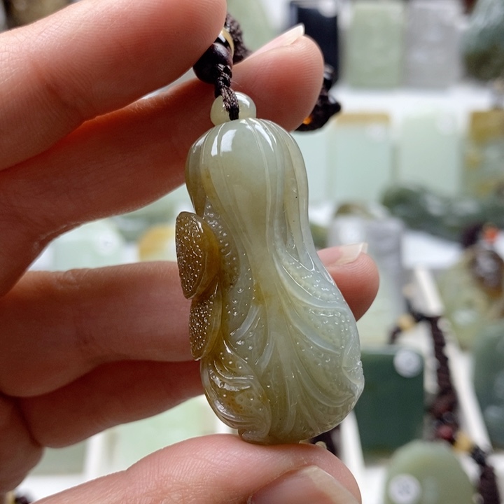 和田玉（糖玉）挂件未镶嵌