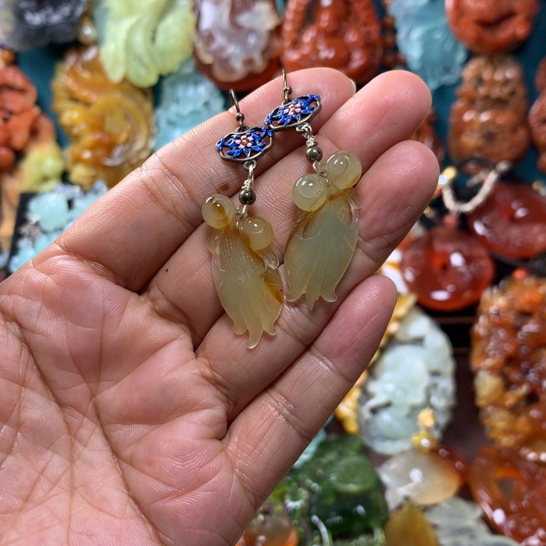 蛇纹石玉耳坠未镶嵌