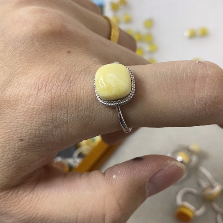 蜜蜡裸石银S925镶嵌戒指