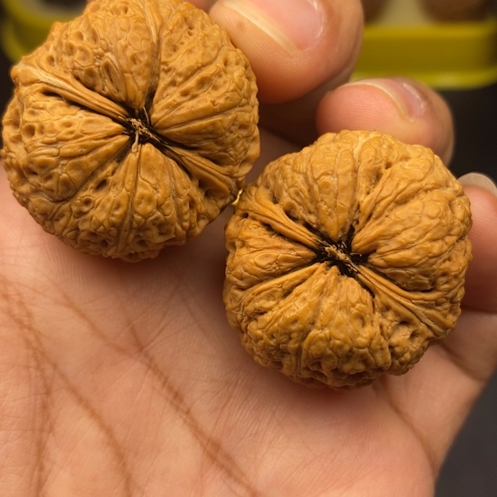 吊坠文玩核桃34尺蛇皮球