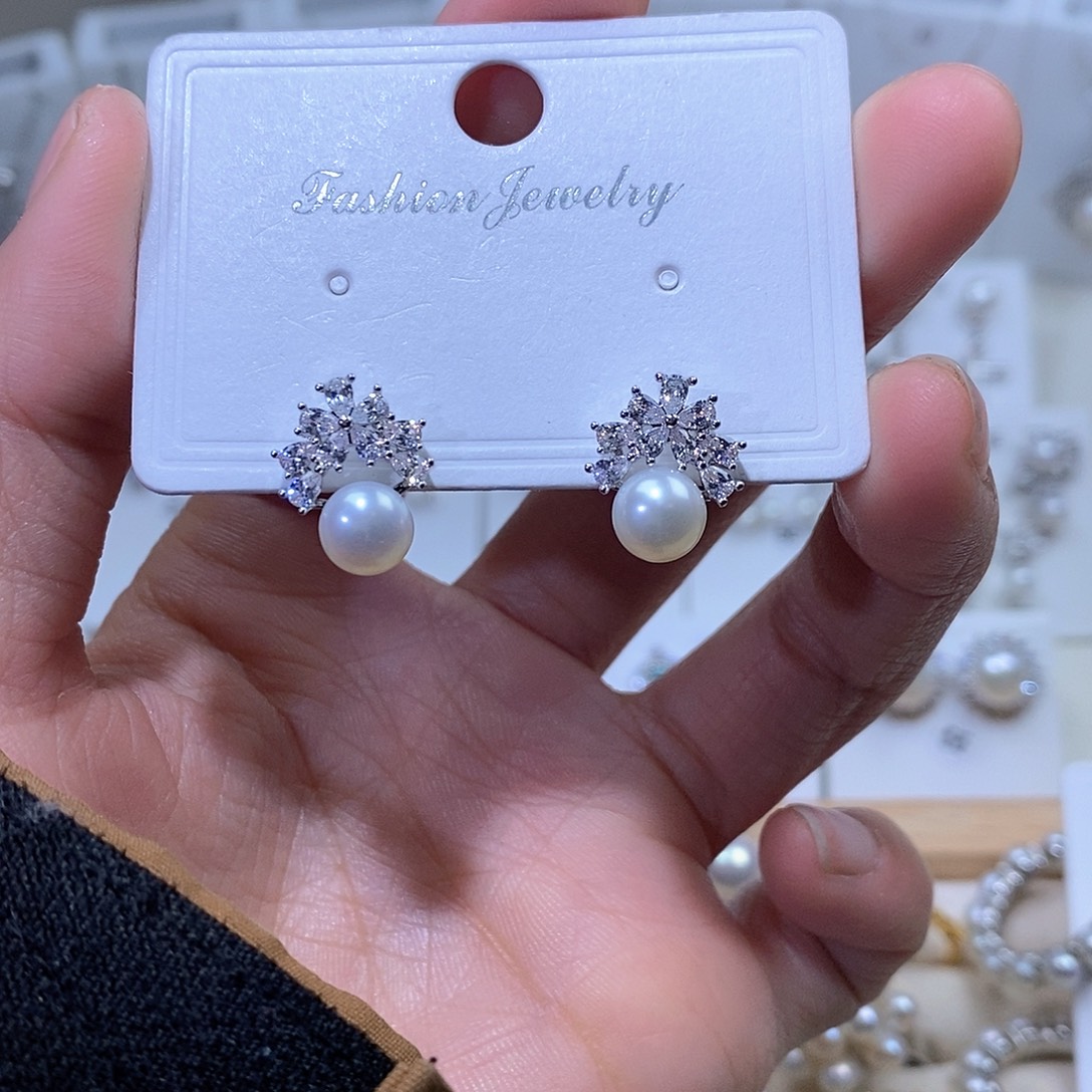 耳饰未镶嵌淡水珍珠