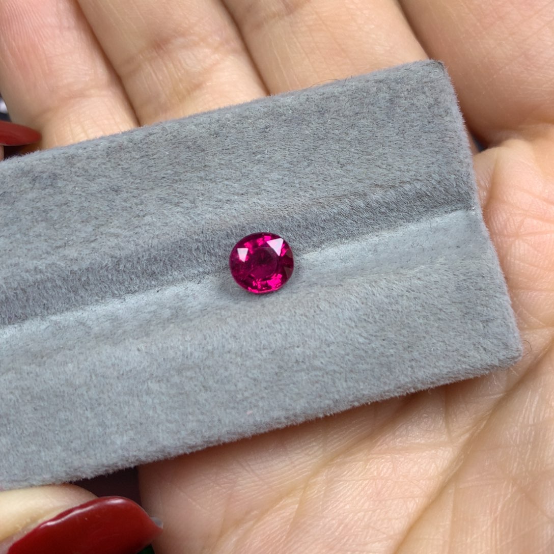 碧玺裸石未镶嵌火龙果去卢比莱