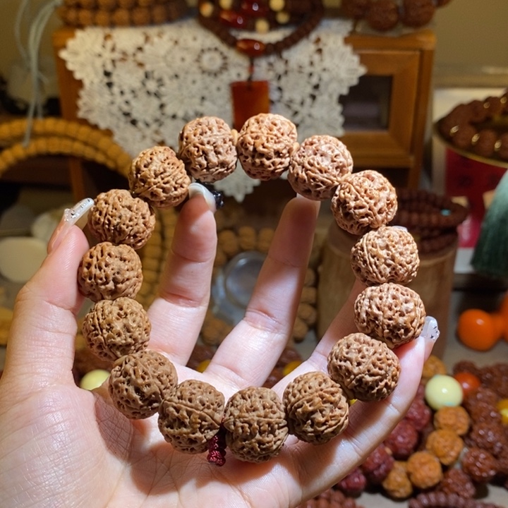 歲***好金刚菩提手串205原籽树王满肉一物