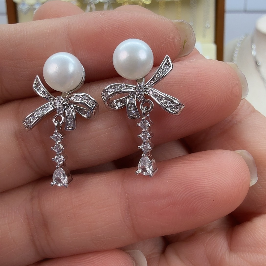 未镶嵌淡水珍珠耳饰187