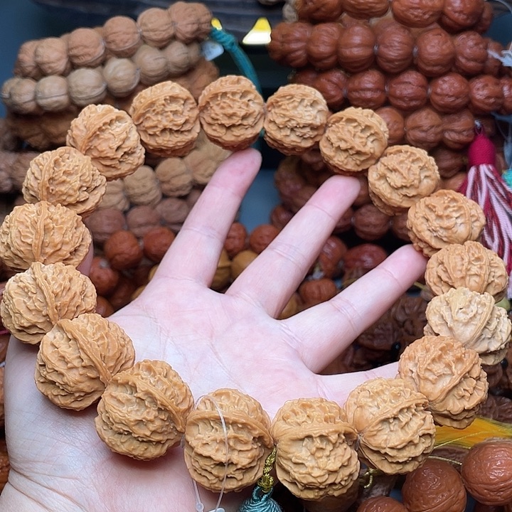 泥***的手串文玩核桃莲花座