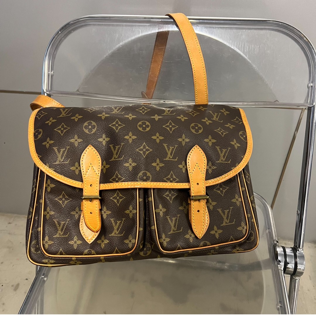 95新 LouisVuitton/路易威登  全原成色 老花双扣剑桥邮差包